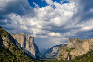 Yosemite National Park Valley summer landscape